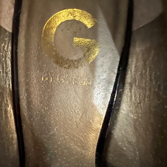 Black Suede Guess Pumps w/ Zipper Ruffle Trim 4" Heels & Round Toes - sz 8 - Picture 11 of 12